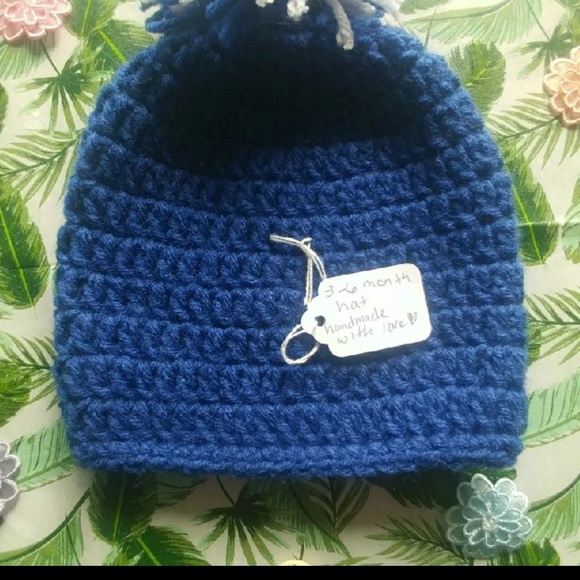 Hat - Picture 3 of 4